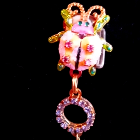 LATR2GO LEADING LADY CLIP EARRINGS - Picture 3 of 6